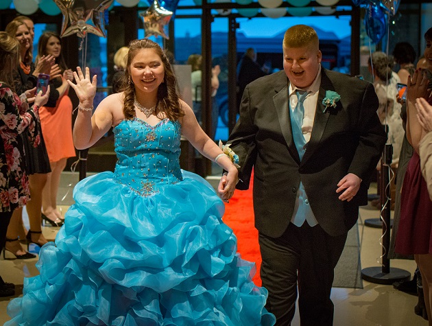 A prom experience for people with special needs.